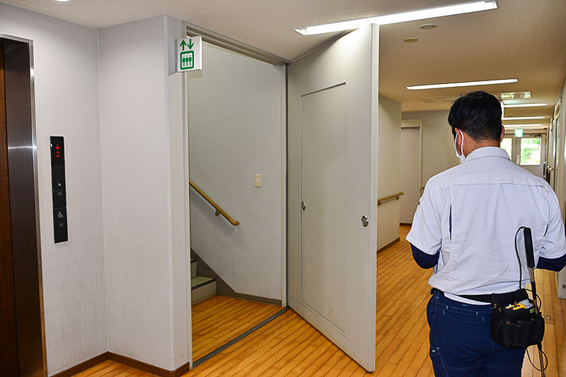 防火扉ーの調査