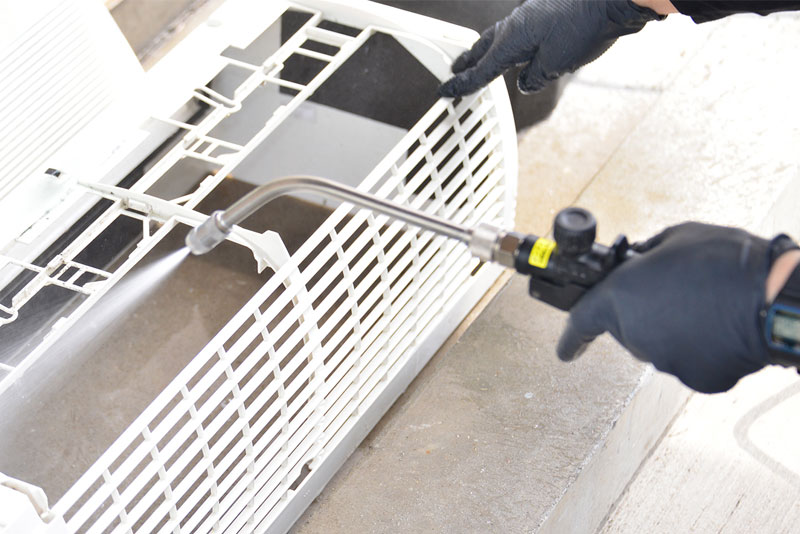 エアコンの分解洗浄