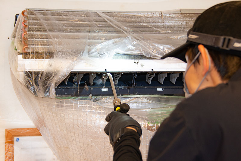 エアコンの分解洗浄